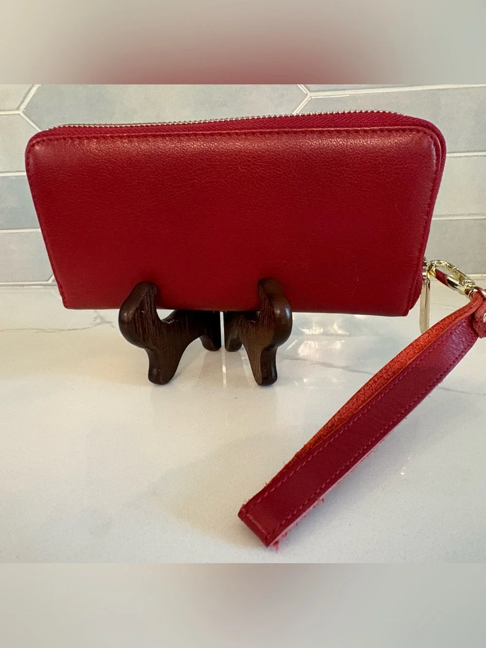 Iswee Red Genuine Leather Zip-Around Long Wallet Wristlet Clutch NWT